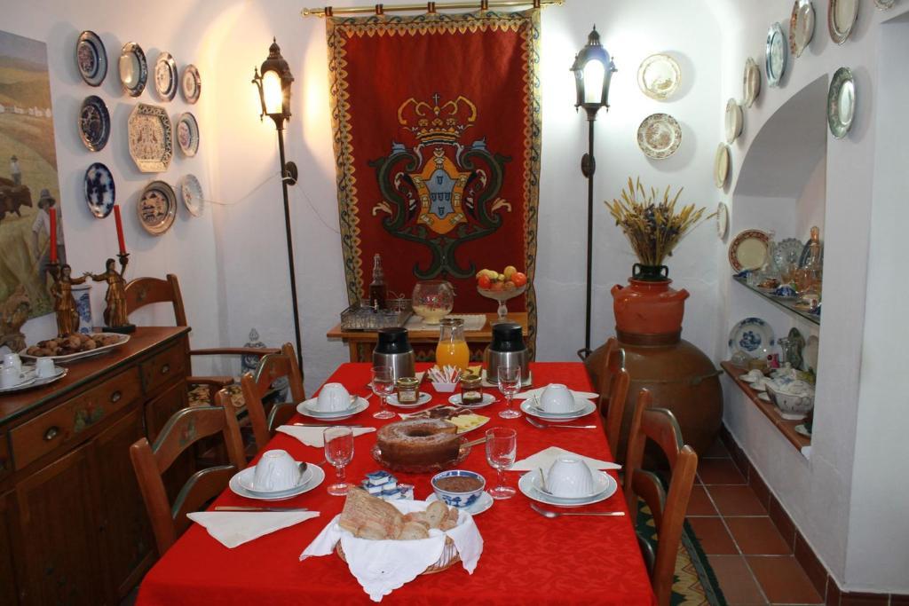 Casa D. Diogo Bed & Breakfast Arraiolos Bagian luar foto